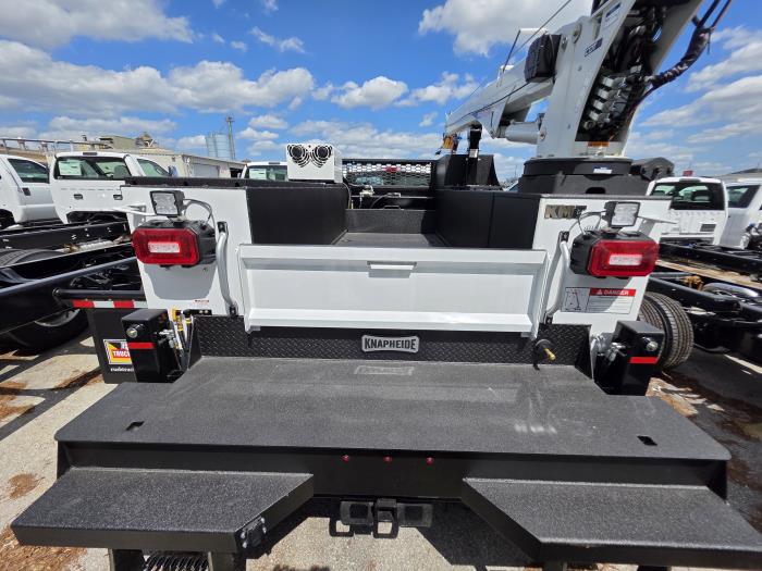 2024 Ford F-600-6