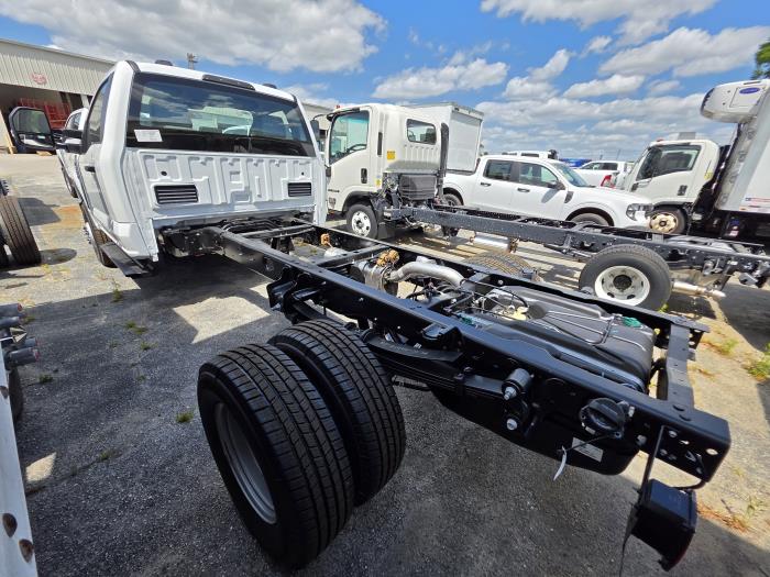 2025 Ford F-350-3