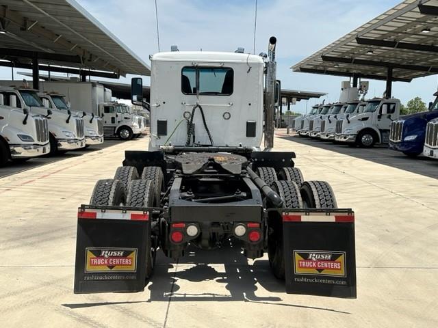 2019 Peterbilt 579-4