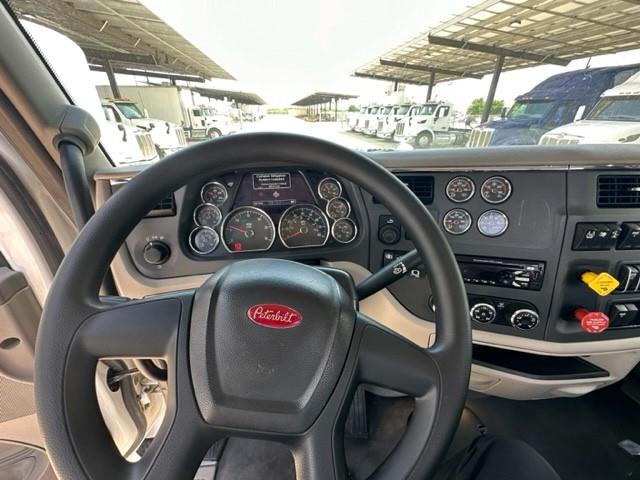 2019 Peterbilt 579-11