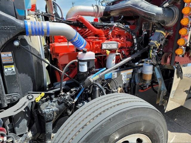 2022 Peterbilt 389-28