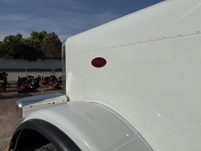 2026 Peterbilt 589-15