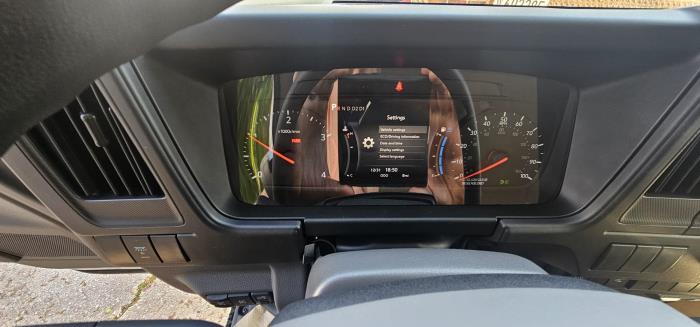 2025 Isuzu NRR-4