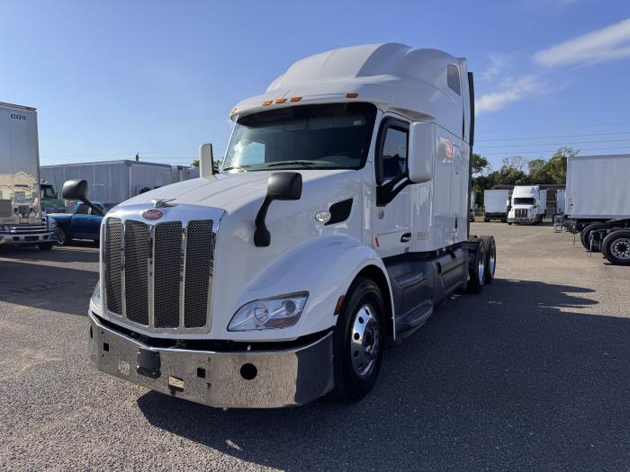 2020 Peterbilt 579-1