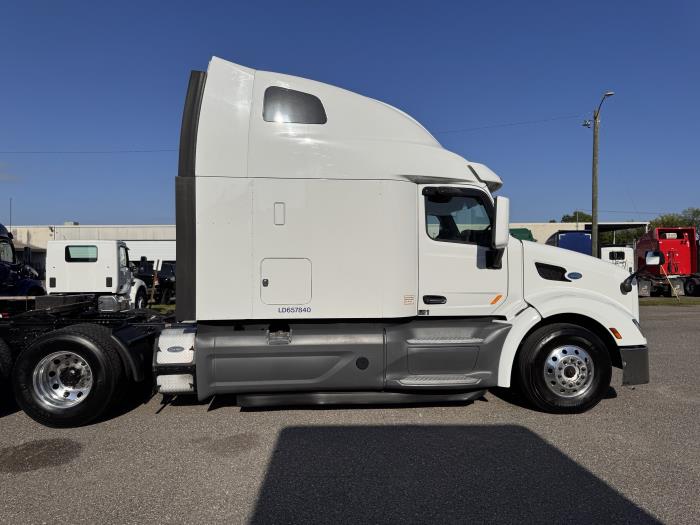 2020 Peterbilt 579-6