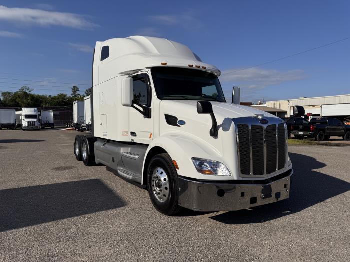 2020 Peterbilt 579-7