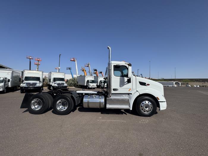 2020 Peterbilt 579-5