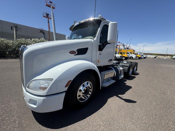 2020 Peterbilt 579-1