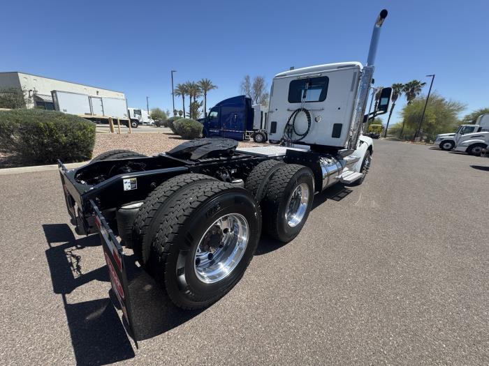 2020 Peterbilt 579-4