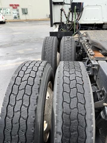 2019 International LT625-8