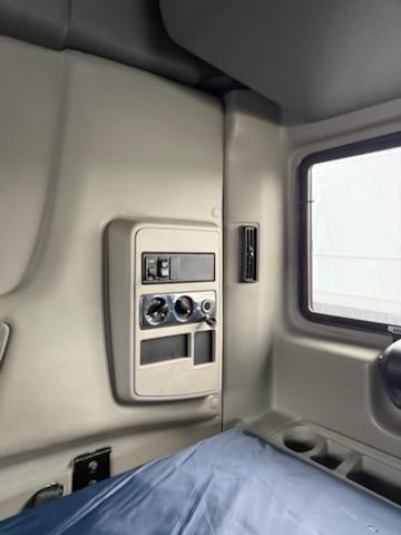 2019 International LT625-12