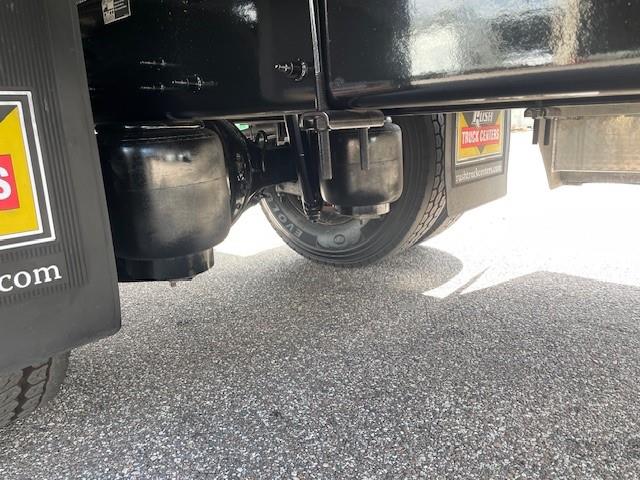 2020 Peterbilt 337-4