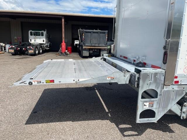 2020 Peterbilt 337-8