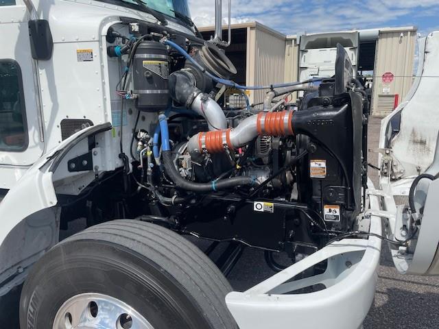2020 Peterbilt 337-16