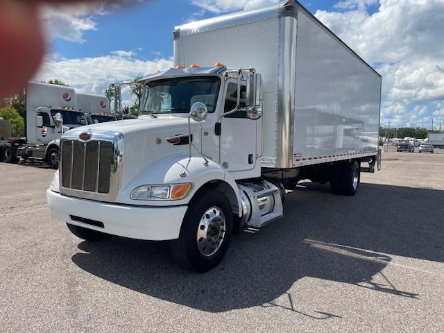 2020 Peterbilt 337-1
