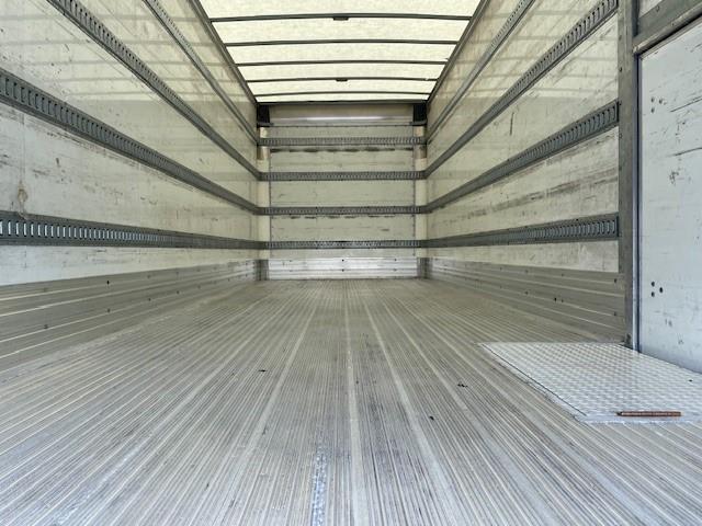 2020 Peterbilt 337-7