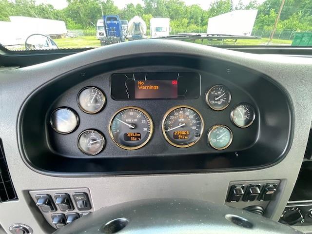 2020 Peterbilt 337-19