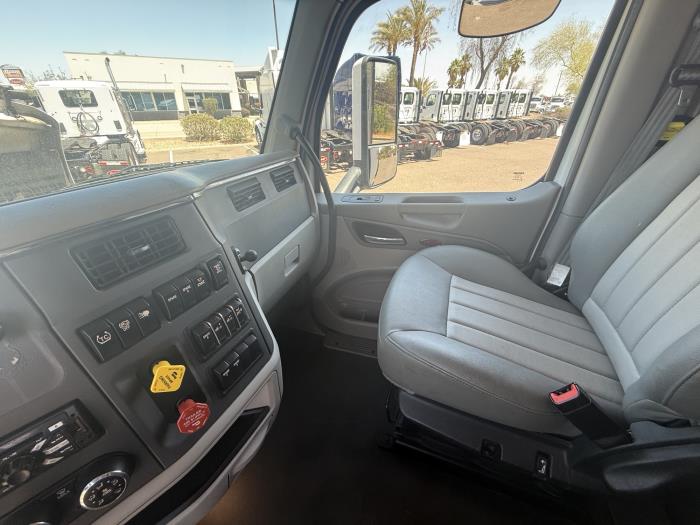 2020 Peterbilt 579-14