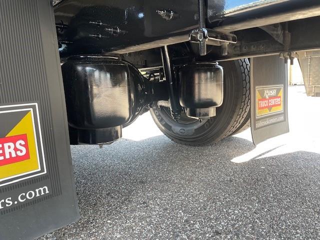 2020 Peterbilt 337-5