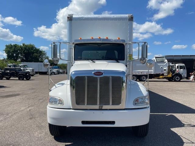 2020 Peterbilt 337-14