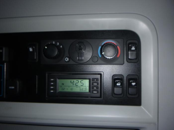2024 Kenworth T680-30