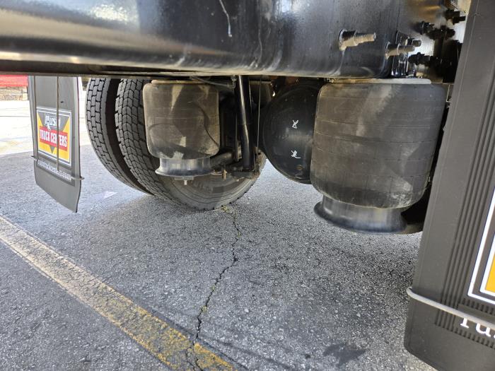2019 International 4300-9