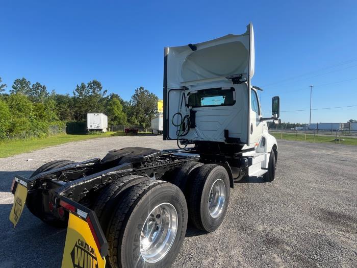 2020 International LT625-4