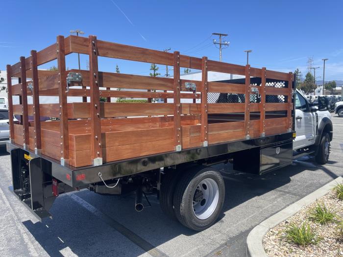 2025 Ford F-550-5