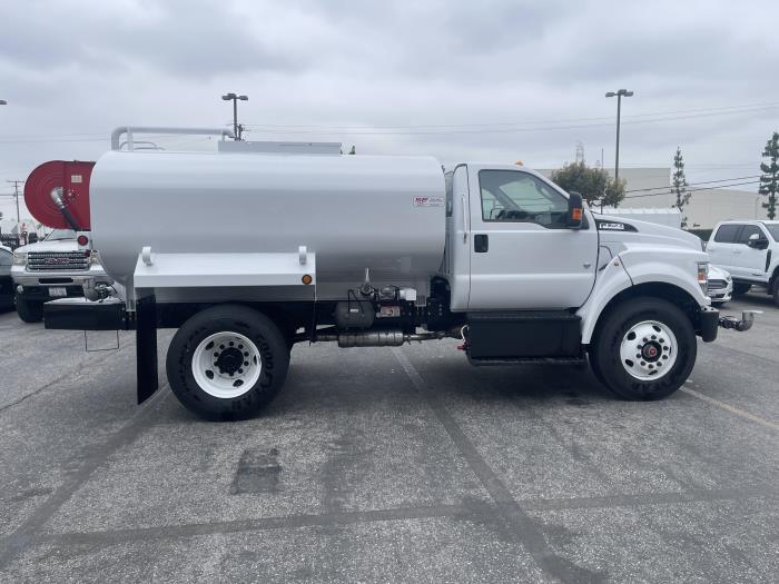 2026 Ford F-750-5