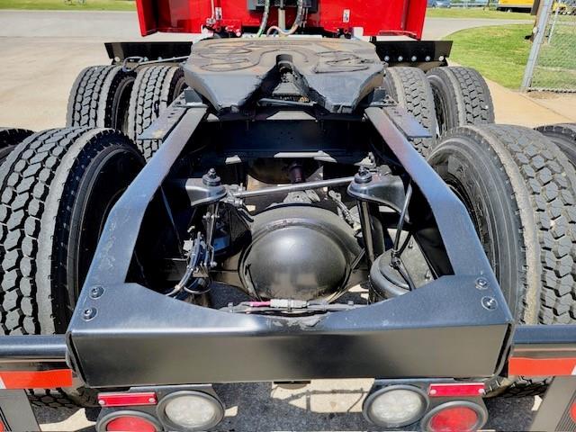 2022 Peterbilt 579-13
