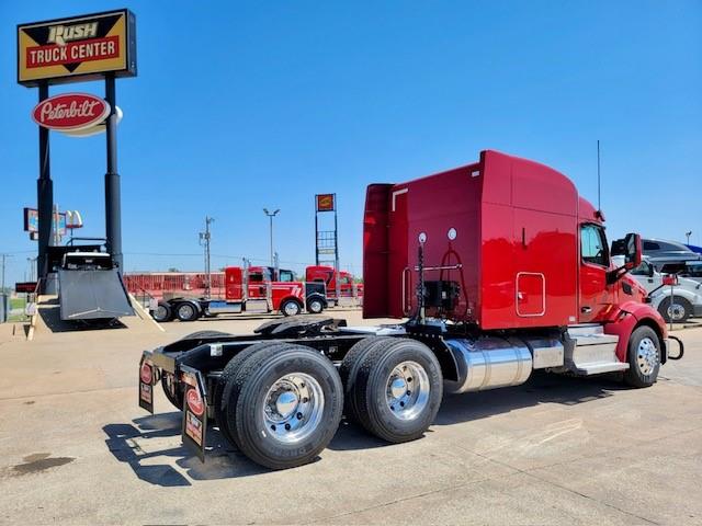 2022 Peterbilt 579-10