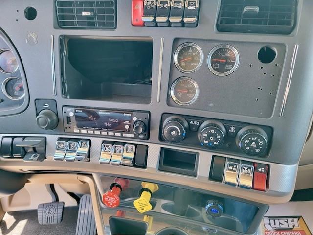 2020 Kenworth T680-29
