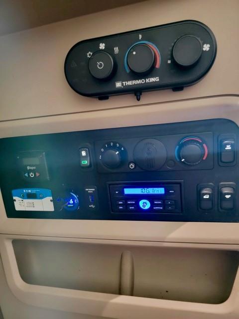 2020 Kenworth T680-33
