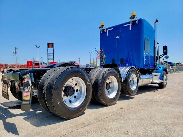 2019 Peterbilt 567-10
