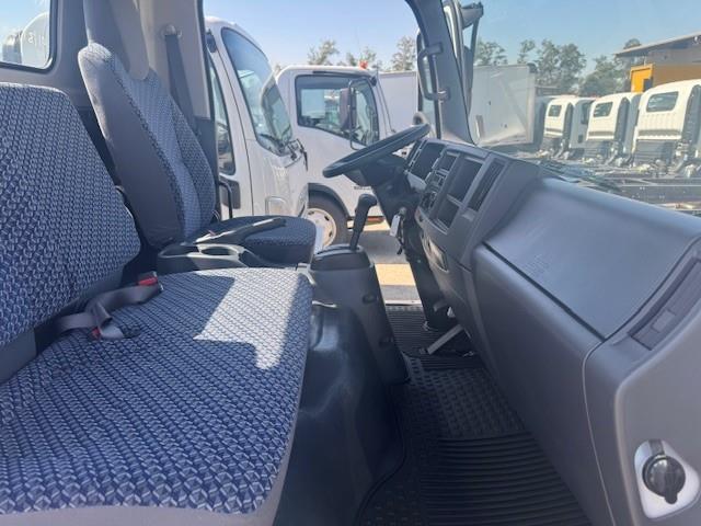 2024 Isuzu NRR-13