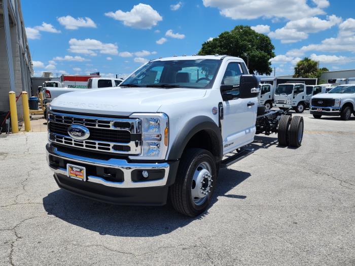 2025 Ford F-550-1