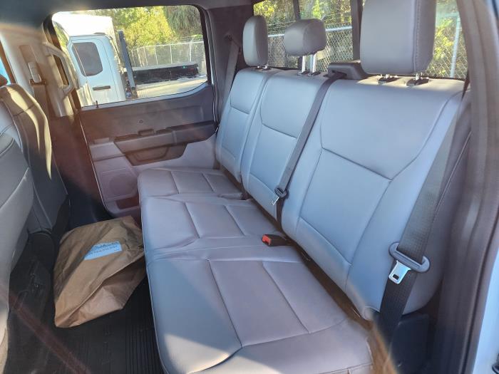 2025 Ford F-550-14