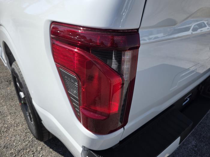 2025 Ford F-150-12