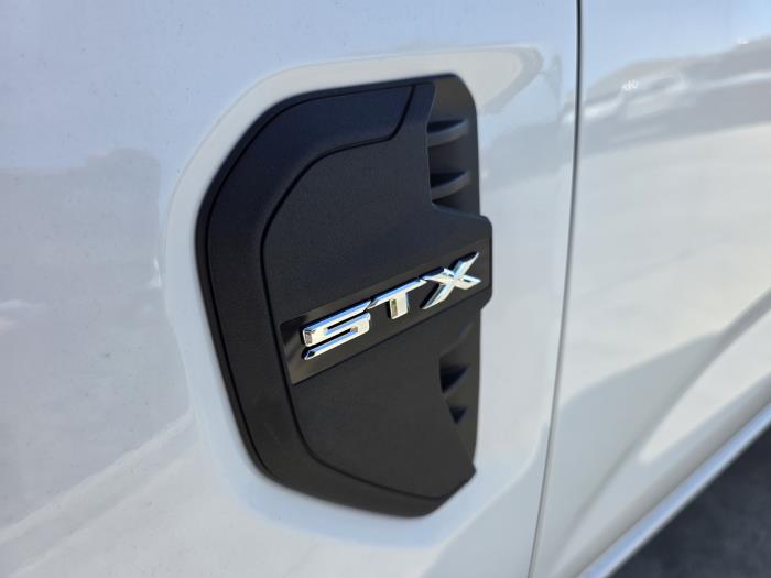 2025 Ford Ranger-11