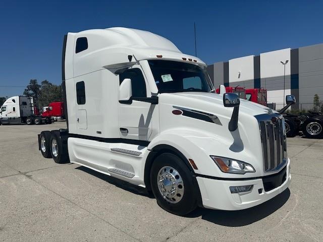 2023 Peterbilt 579-12