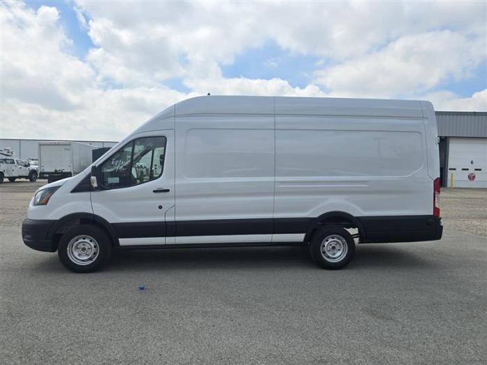 2025 Ford Transit-350-2