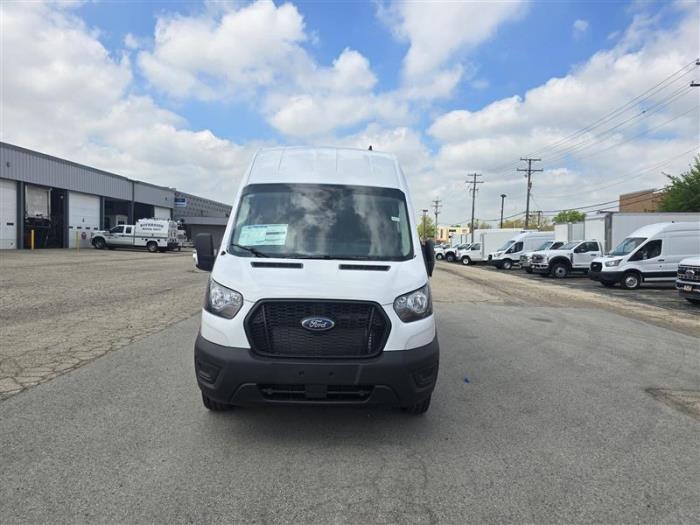 2025 Ford Transit-350-8