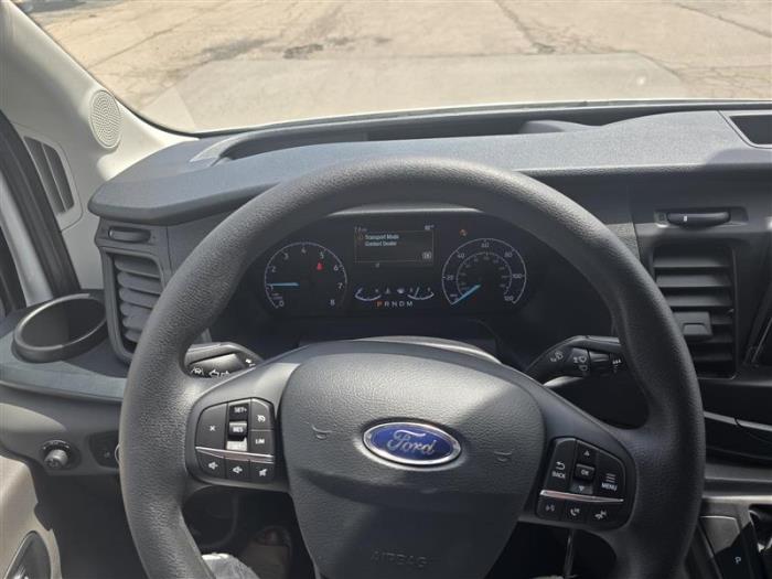 2025 Ford Transit-350-10