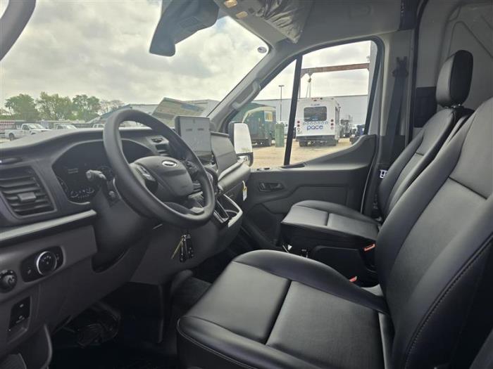 2025 Ford Transit-350-11