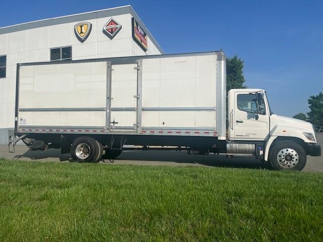2020 Hino 268A-4