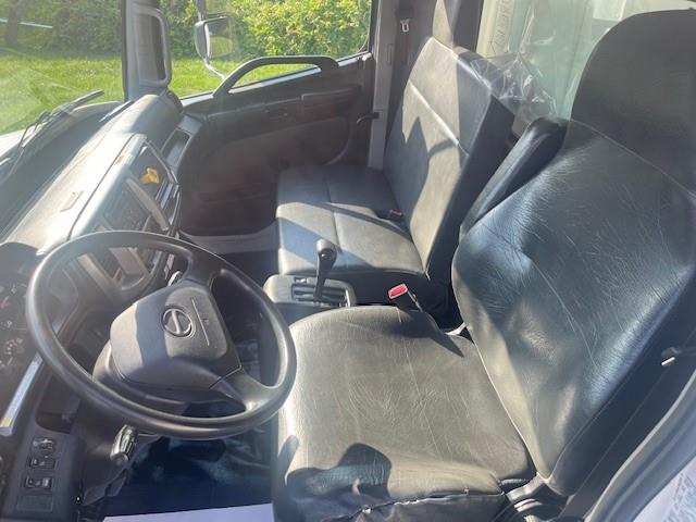 2020 Hino 268A-15