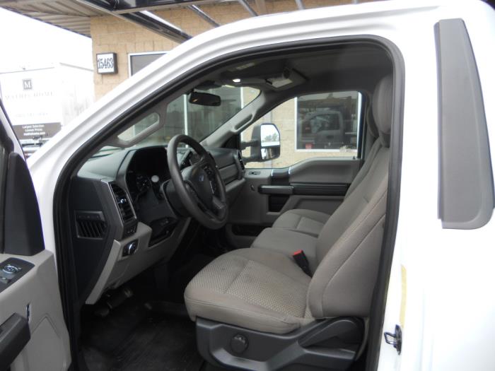 2022 Ford F-600-5