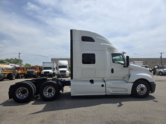 2020 International LT625-4