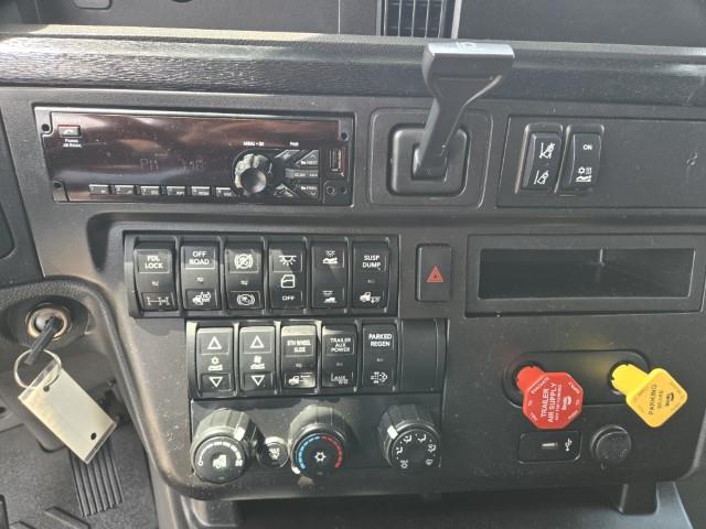 2020 International LT625-14