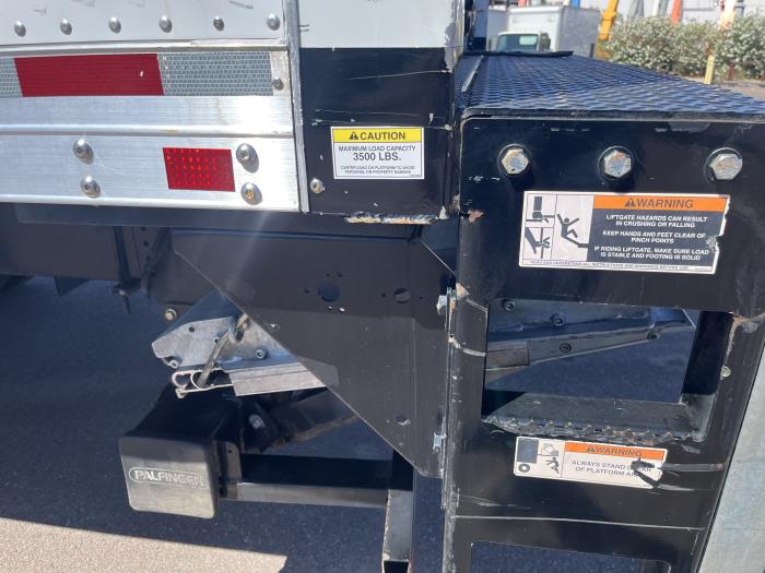 2019 Peterbilt 337-4